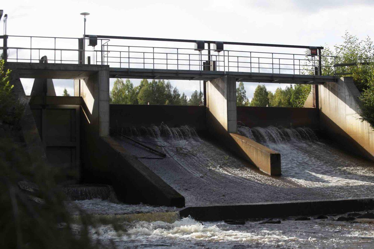 Öppnar för sänkta miljökrav på vattenkraft
